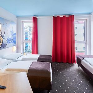 Dreibettzimmer